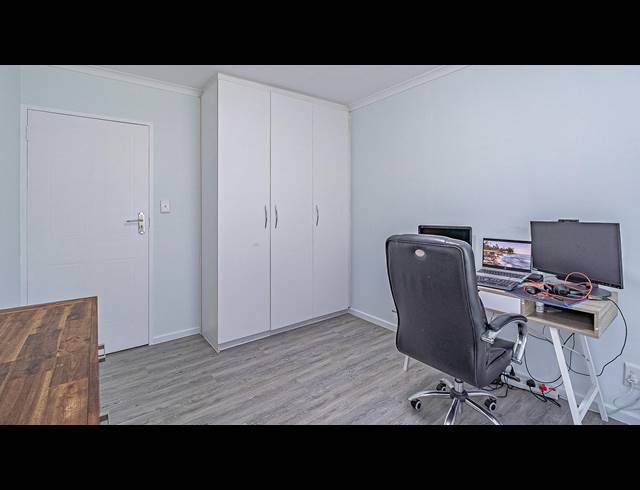 3 BEDROOM HOUSE TO LET IN PARKLANDS